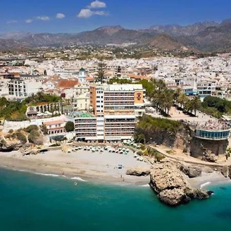 Neptuno Torrecilla Beach Nerja Exterior photo